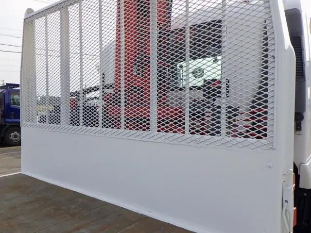 いすゞフォワードクレーン4段中型（4t）[写真10]