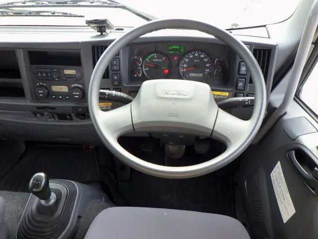 いすゞフォワードクレーン4段中型（4t）[写真16]