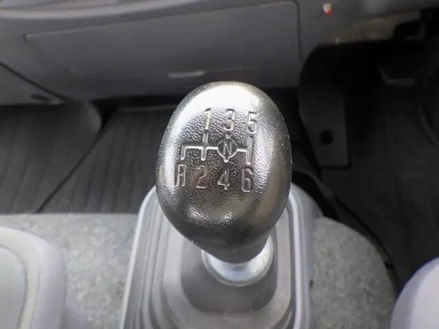 いすゞフォワードクレーン4段中型（4t）[写真17]