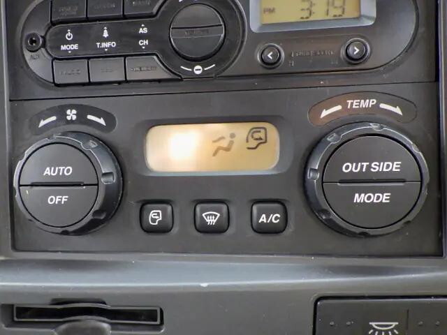 いすゞフォワードクレーン4段中型（4t）[写真19]