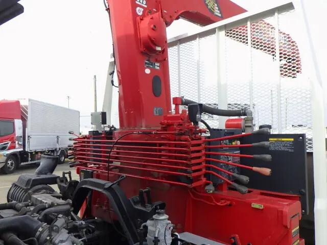 いすゞフォワードクレーン4段中型（4t）[写真31]