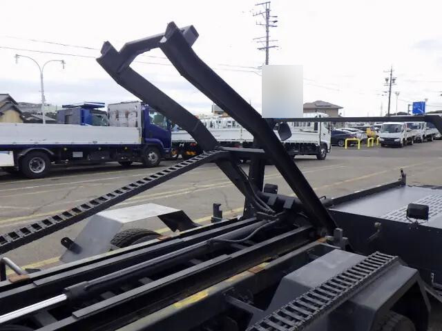 三菱ふそうキャンターセーフティローダー小型（2t・3t）[写真13]