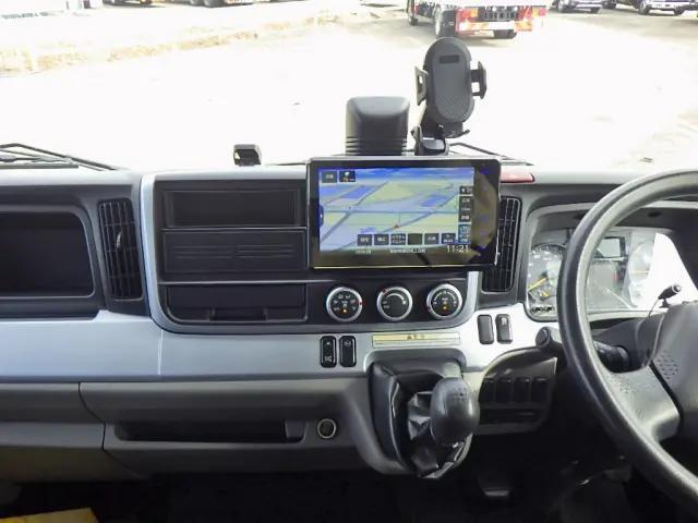 三菱ふそうキャンターセーフティローダー小型（2t・3t）[写真18]