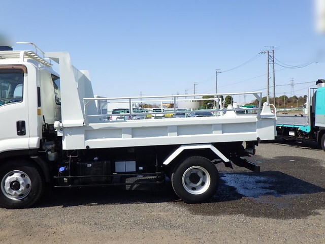 いすゞフォワードダンプ中型（4t）[写真10]