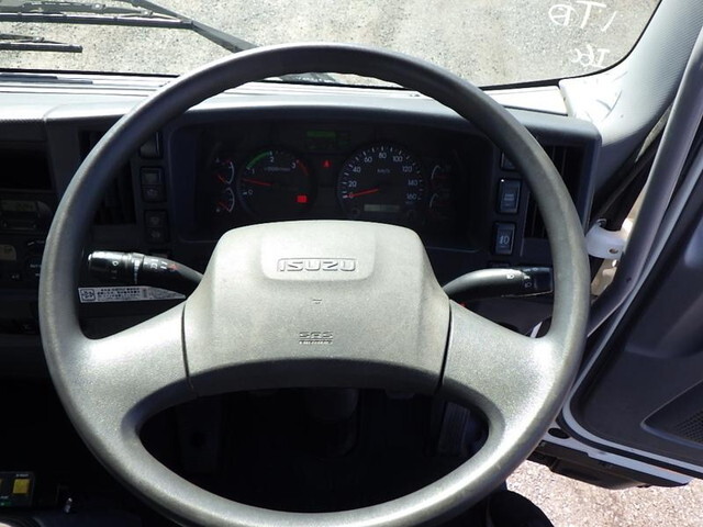 いすゞフォワードダンプ中型（4t）[写真23]