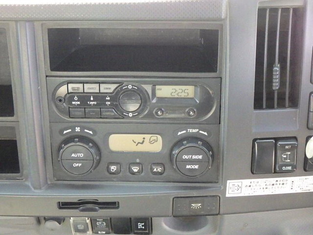 いすゞフォワードダンプ中型（4t）[写真25]