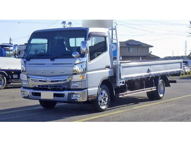 三菱ふそうキャンター平ボディ小型（2t・3t）[写真01]