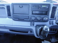 三菱ふそうキャンター平ボディ小型（2t・3t）[写真14]