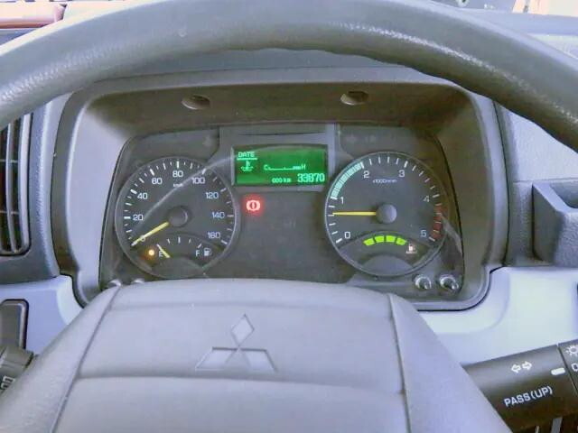 三菱ふそうキャンター平ボディ小型（2t・3t）[写真38]