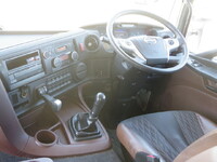 日野プロフィアトレーラーヘッド（トラクターヘッド）大型（10t）[写真28]