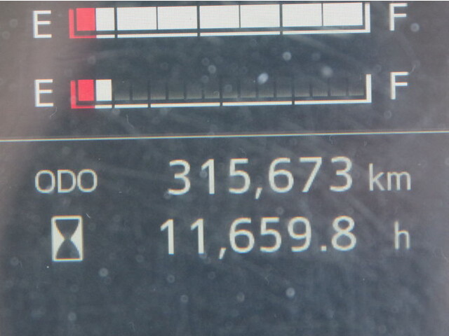 日野プロフィアトレーラーヘッド（トラクターヘッド）大型（10t）[写真30]