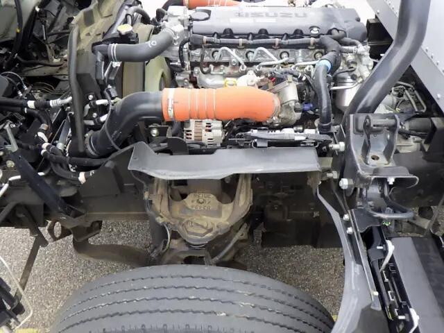 いすゞエルフパネルバン小型（2t・3t）[写真22]