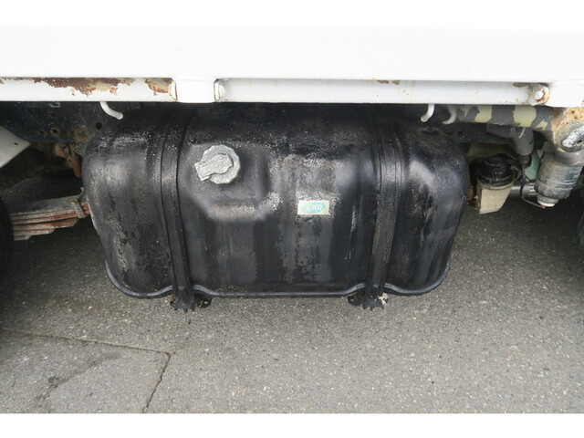 いすゞエルフダンプ小型（2t・3t）[写真18]