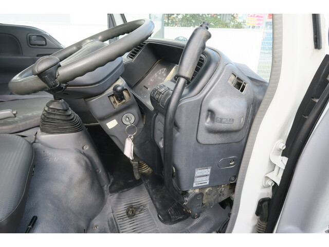 いすゞエルフダンプ小型（2t・3t）[写真33]