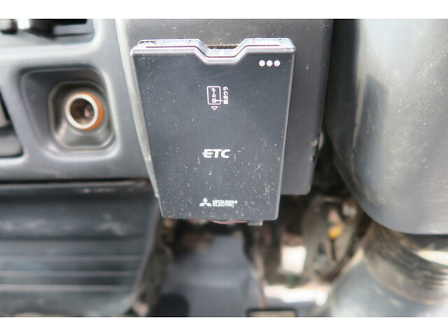 いすゞエルフダンプ小型（2t・3t）[写真40]