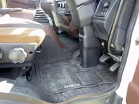 日野レンジャー平ボディ中型（4t）[写真21]