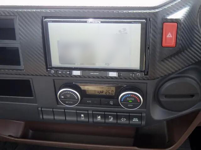 日野レンジャー平ボディ中型（4t）[写真23]