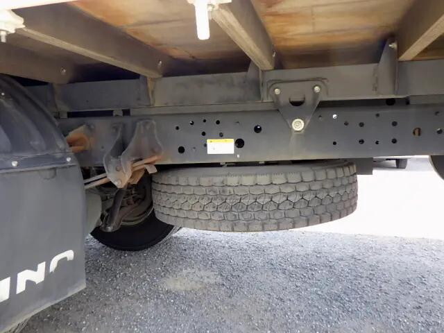 日野レンジャー平ボディ中型（4t）[写真31]