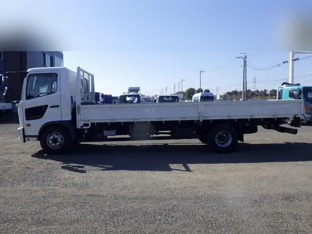 日野レンジャー平ボディ中型（4t）[写真04]