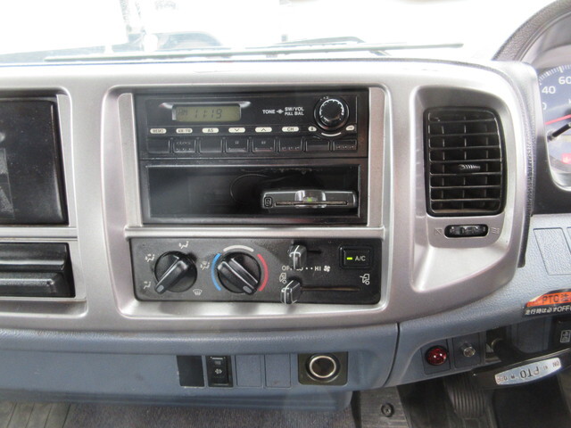 日野レンジャークレーン4段中型（4t）[写真14]