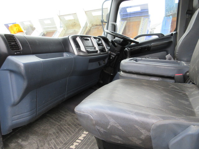 日野レンジャークレーン4段中型（4t）[写真17]