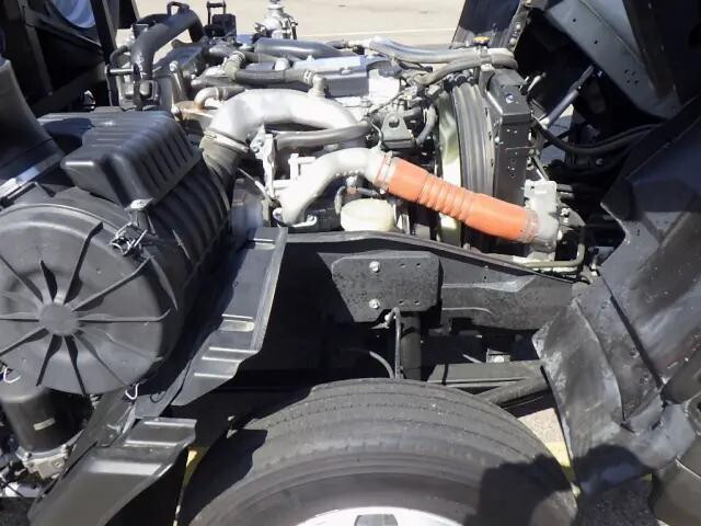 いすゞフォワードコンテナ専用車中型（4t）[写真30]