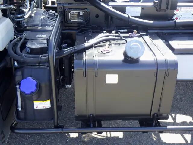 いすゞフォワードコンテナ専用車中型（4t）[写真38]