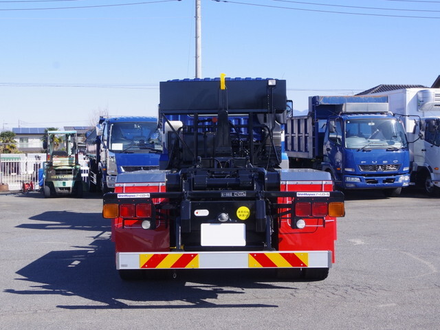 三菱ふそうスーパーグレートコンテナ専用車大型（10t）[写真20]