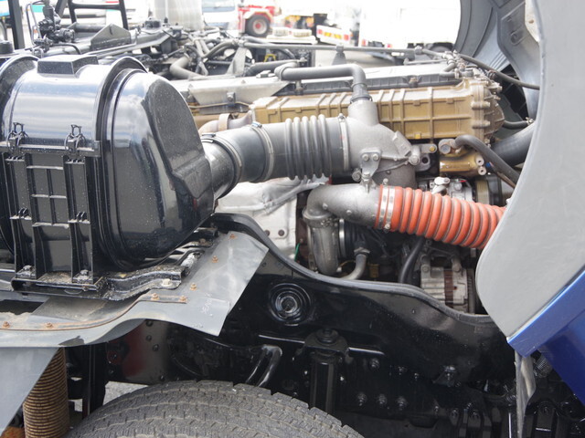 三菱ふそうスーパーグレートコンテナ専用車大型（10t）[写真26]