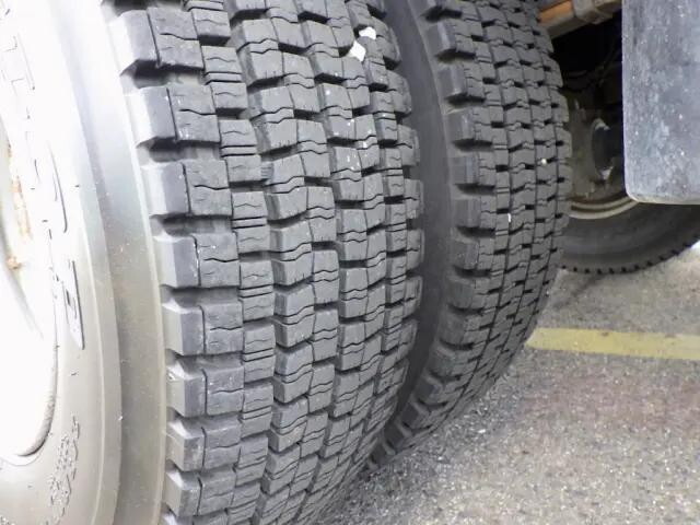 いすゞフォワードクレーン4段中型（4t）[写真26]