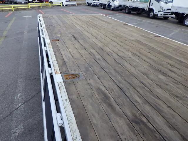 いすゞフォワードクレーン4段中型（4t）[写真07]