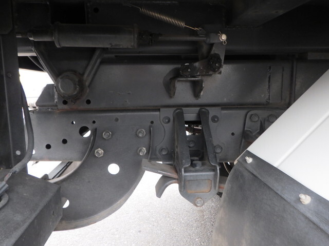 いすゞフォワード深ダンプ（土砂禁ダンプ）中型（4t）[写真16]