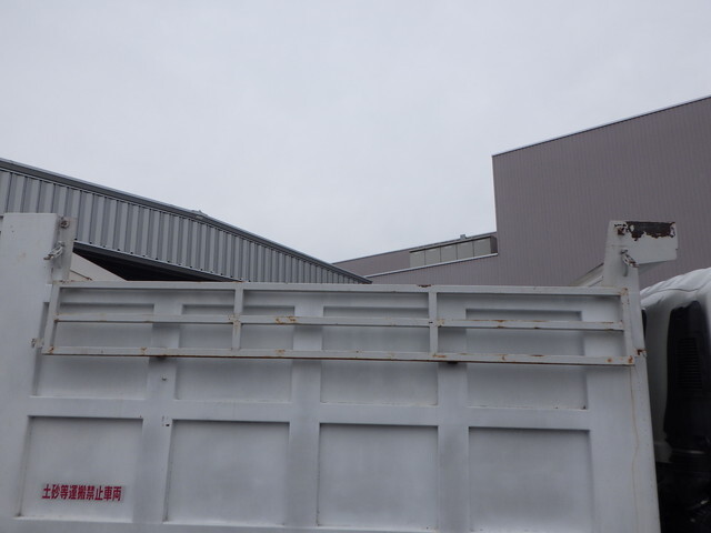 いすゞフォワード深ダンプ（土砂禁ダンプ）中型（4t）[写真37]