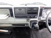 三菱ふそうキャンター平ボディ小型（2t・3t）[写真13]