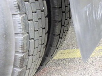 三菱ふそうキャンター平ボディ小型（2t・3t）[写真28]