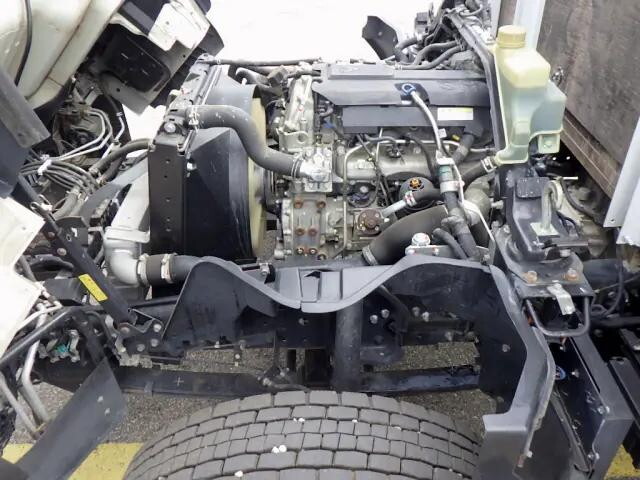 三菱ふそうキャンター平ボディ小型（2t・3t）[写真28]