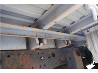 日産バネット平ボディ小型（2t・3t）[写真31]