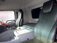 UDトラックスクオンコンテナ専用車大型（10t）[写真12]