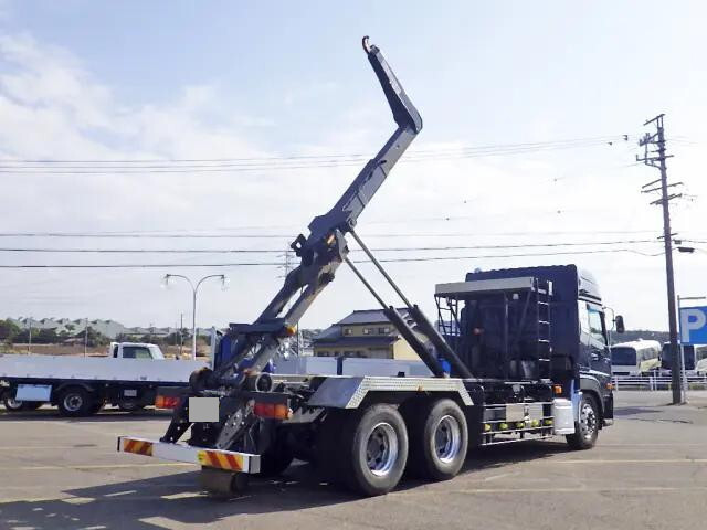 UDトラックスクオンコンテナ専用車大型（10t）[写真02]