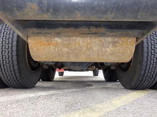 UDトラックスクオンコンテナ専用車大型（10t）[写真22]