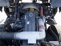 UDトラックスクオンコンテナ専用車大型（10t）[写真24]