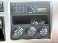 UDトラックスクオンコンテナ専用車大型（10t）[写真35]