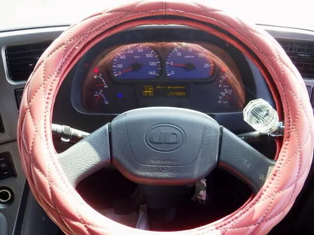 UDトラックスクオンコンテナ専用車大型（10t）[写真39]