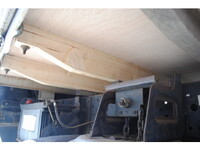 日産アトラス平ボディ小型（2t・3t）[写真17]