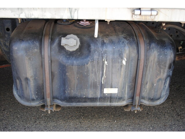 日産アトラス平ボディ小型（2t・3t）[写真18]