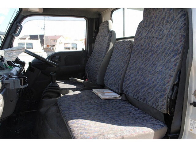 日産アトラス平ボディ小型（2t・3t）[写真26]