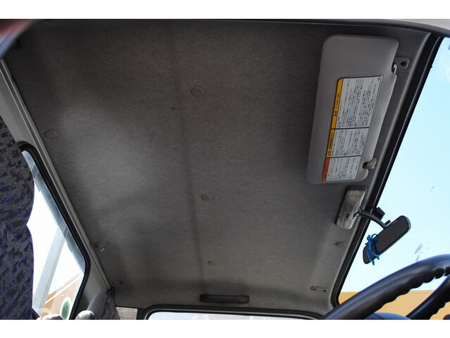 日産アトラス平ボディ小型（2t・3t）[写真27]