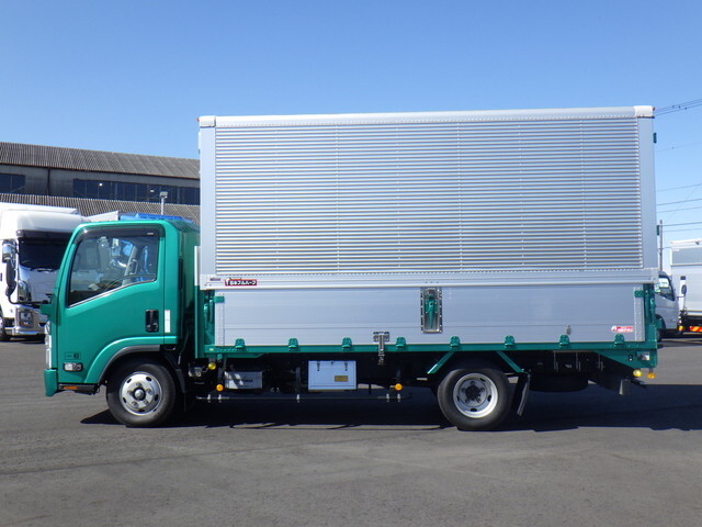 いすゞエルフアルミウイング小型（2t・3t）[写真11]