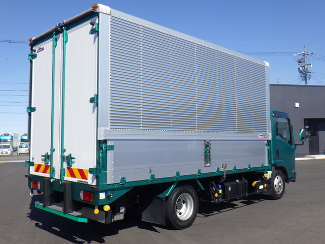 いすゞエルフアルミウイング小型（2t・3t）[写真13]