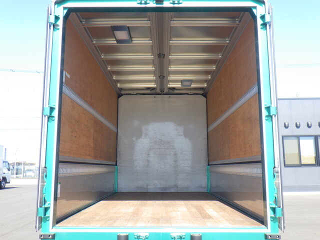 いすゞエルフアルミウイング小型（2t・3t）[写真14]